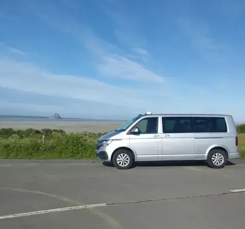 taxi minibus Mont Saint Michel-1